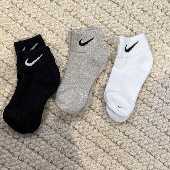Nike Other - Nike Kids Athletic Ankle Socks - Black, Gray, White. Size Medium